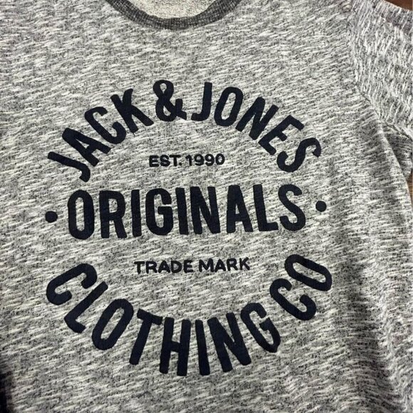 Mens JACK & JONES crew neck sweatshirt. Gray/black. Regular fit. Size medium. So - Picture 2 of 10